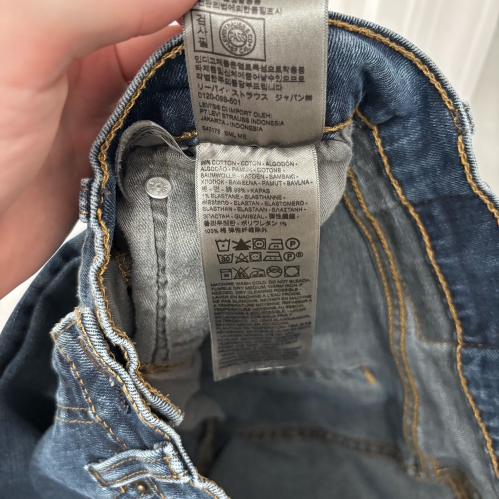 Dark Wash Straight Jeans | Levi’s 505 31x32 - Picture 5 of 11